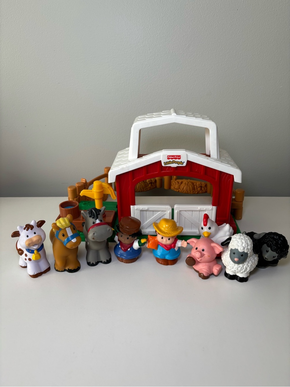 Fisher-Price Little People Red and White Barn Playset with Farm Figures